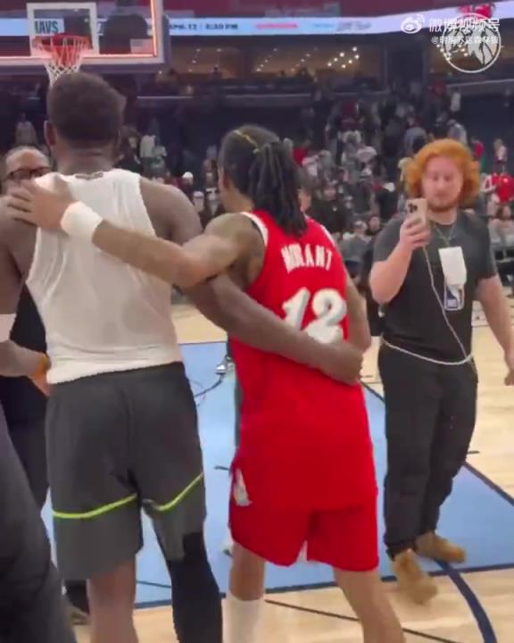 狼王&槍王惺惺相惜！華子賽后與莫蘭特相互致意！